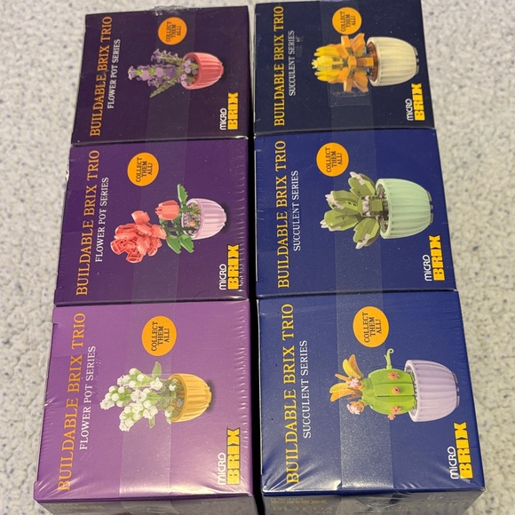 Micro Brix Buildable Plant Set - Picture 3 of 4